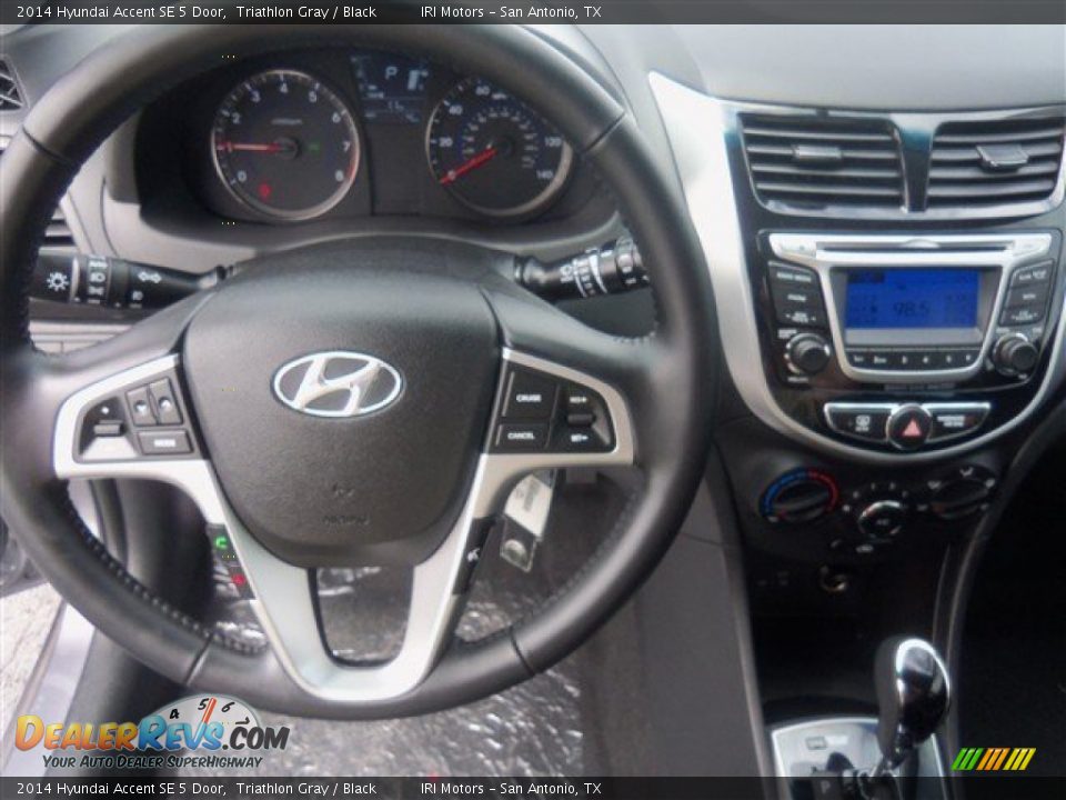 2014 Hyundai Accent SE 5 Door Triathlon Gray / Black Photo #7