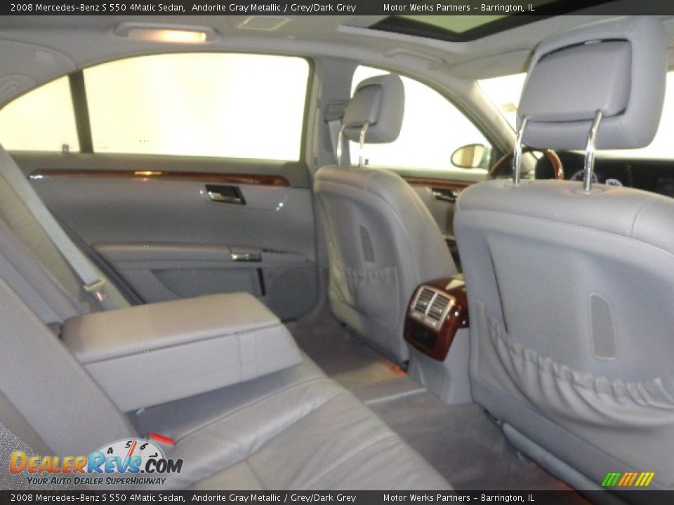 2008 Mercedes-Benz S 550 4Matic Sedan Andorite Gray Metallic / Grey/Dark Grey Photo #32