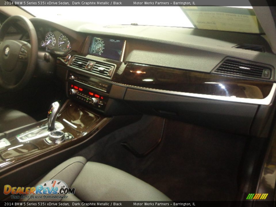 2014 BMW 5 Series 535i xDrive Sedan Dark Graphite Metallic / Black Photo #35