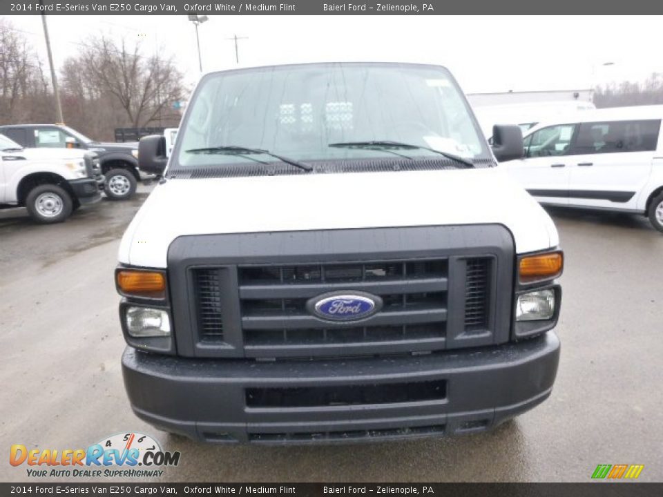 2014 Ford E-Series Van E250 Cargo Van Oxford White / Medium Flint Photo #3