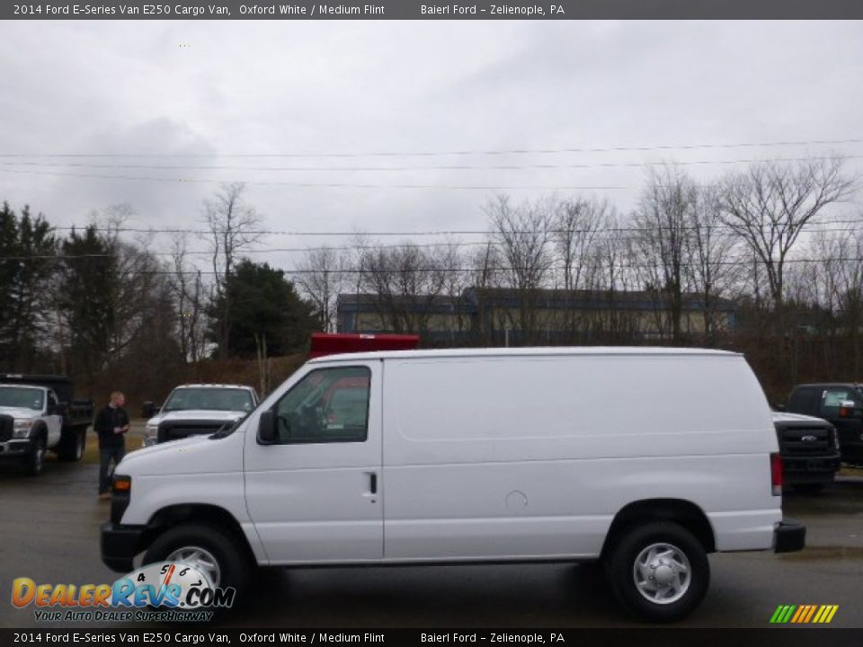 2014 Ford E-Series Van E250 Cargo Van Oxford White / Medium Flint Photo #5