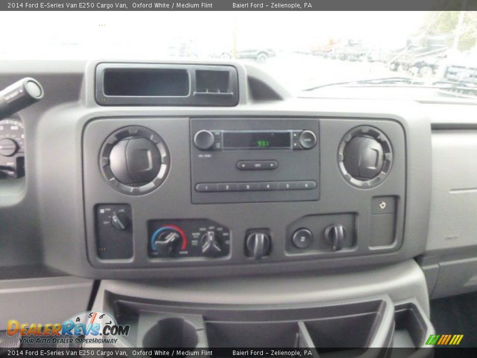2014 Ford E-Series Van E250 Cargo Van Oxford White / Medium Flint Photo #16
