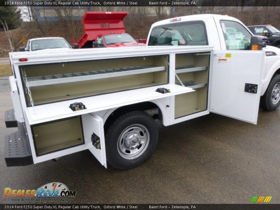 2014 Ford F250 Super Duty XL Regular Cab Utility Truck Oxford White / Steel Photo #10