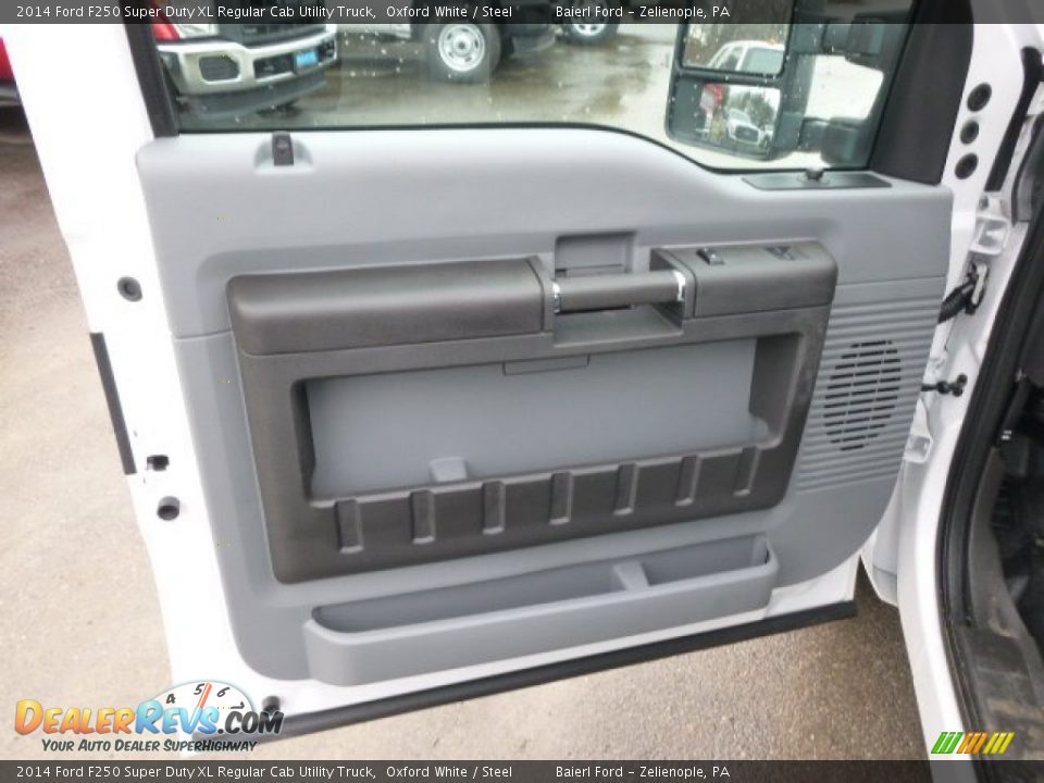 2014 Ford F250 Super Duty XL Regular Cab Utility Truck Oxford White / Steel Photo #14