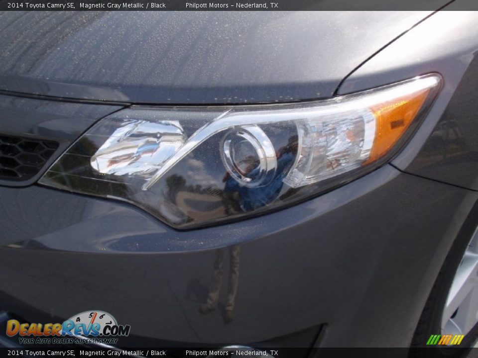2014 Toyota Camry SE Magnetic Gray Metallic / Black Photo #9