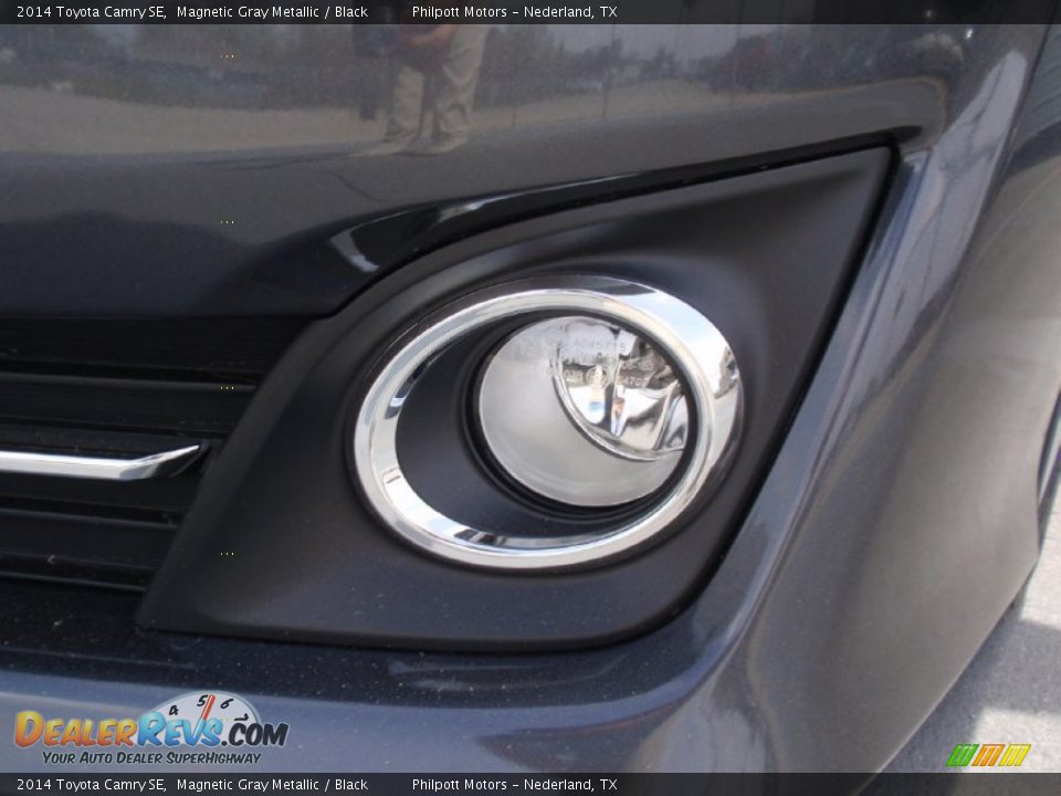 2014 Toyota Camry SE Magnetic Gray Metallic / Black Photo #10