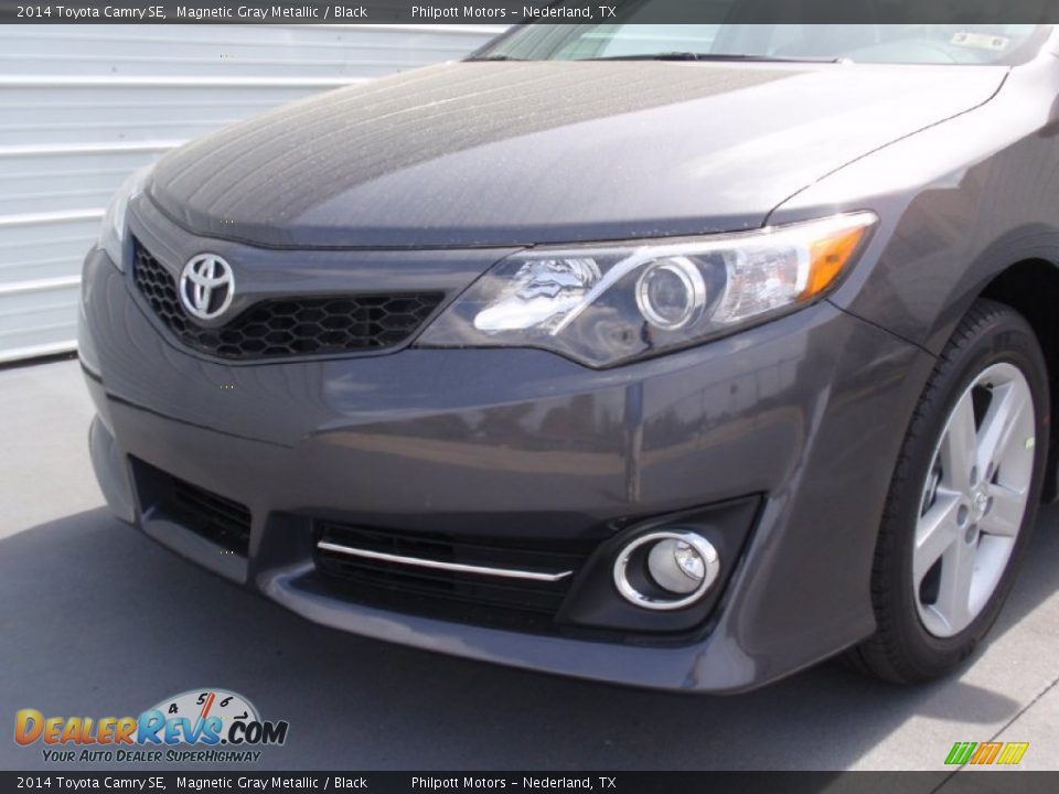 2014 Toyota Camry SE Magnetic Gray Metallic / Black Photo #11