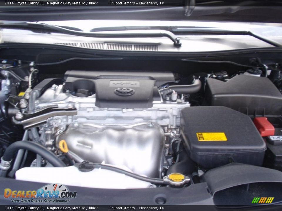 2014 Toyota Camry SE Magnetic Gray Metallic / Black Photo #16