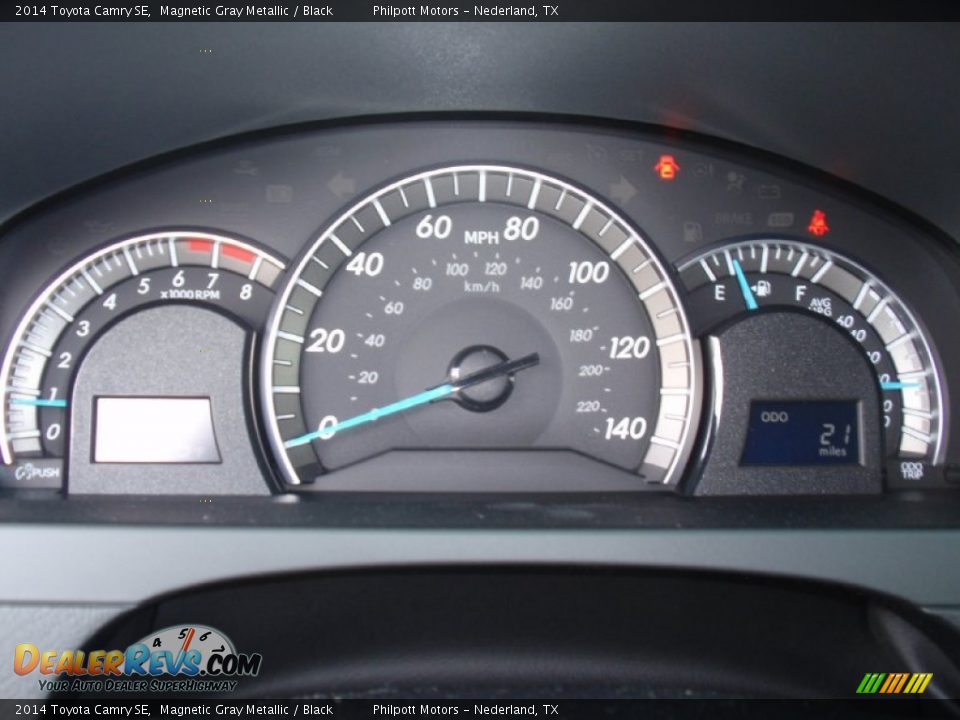 2014 Toyota Camry SE Magnetic Gray Metallic / Black Photo #31