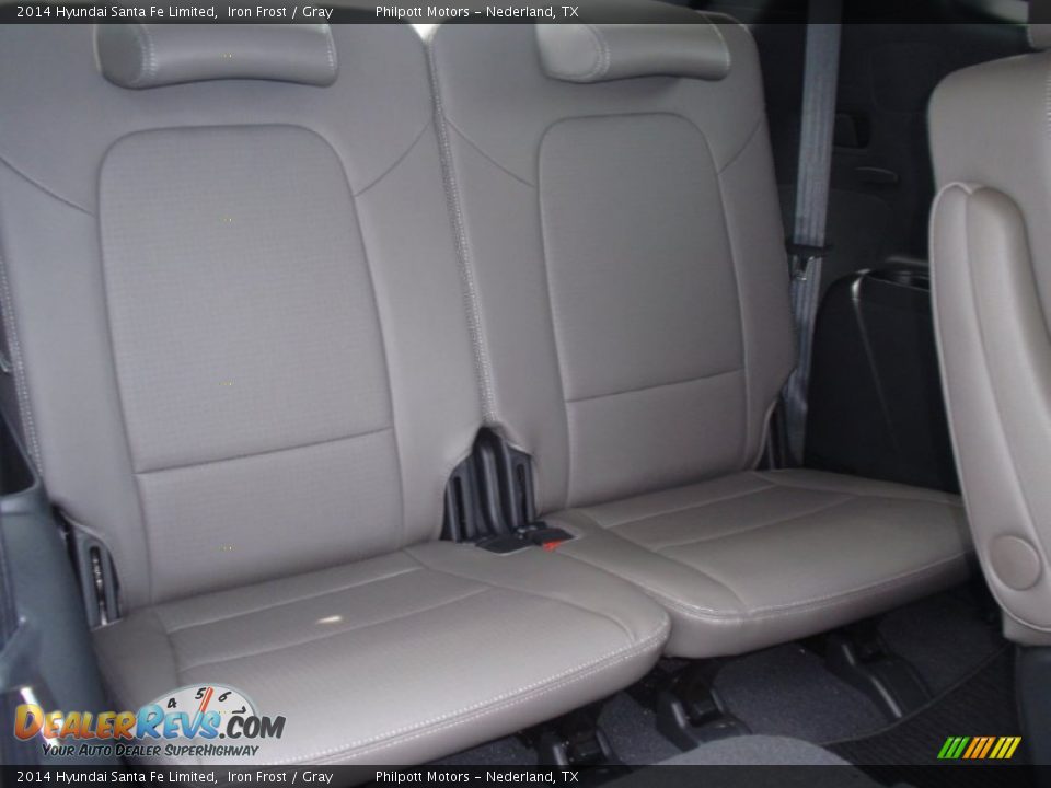 Rear Seat of 2014 Hyundai Santa Fe Limited Photo #24