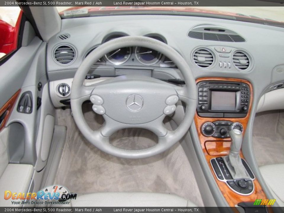 Dashboard of 2004 Mercedes-Benz SL 500 Roadster Photo #14