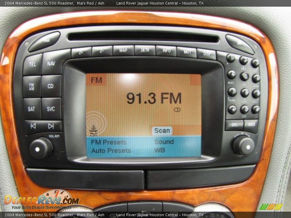 Controls of 2004 Mercedes-Benz SL 500 Roadster Photo #21