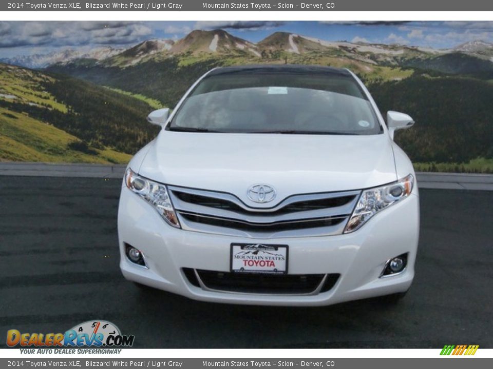 2014 Toyota Venza XLE Blizzard White Pearl / Light Gray Photo #2