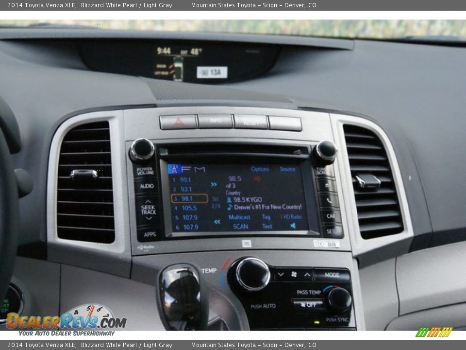 2014 Toyota Venza XLE Blizzard White Pearl / Light Gray Photo #6