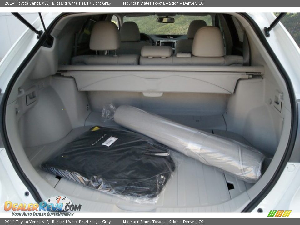2014 Toyota Venza XLE Blizzard White Pearl / Light Gray Photo #9