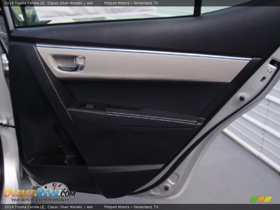 2014 Toyota Corolla LE Classic Silver Metallic / Ash Photo #20