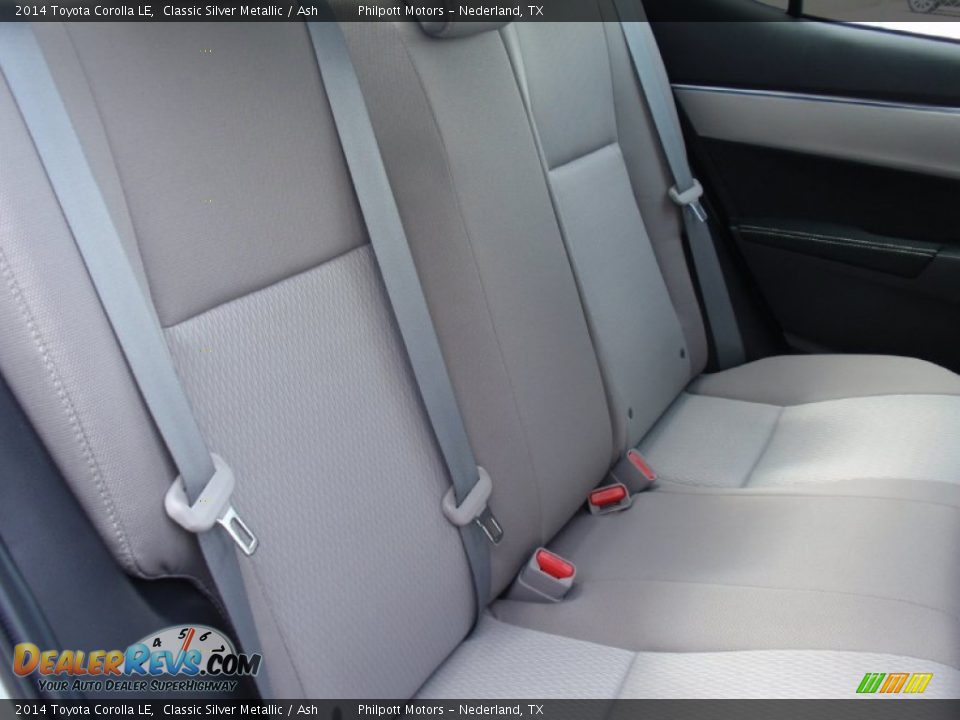 2014 Toyota Corolla LE Classic Silver Metallic / Ash Photo #21