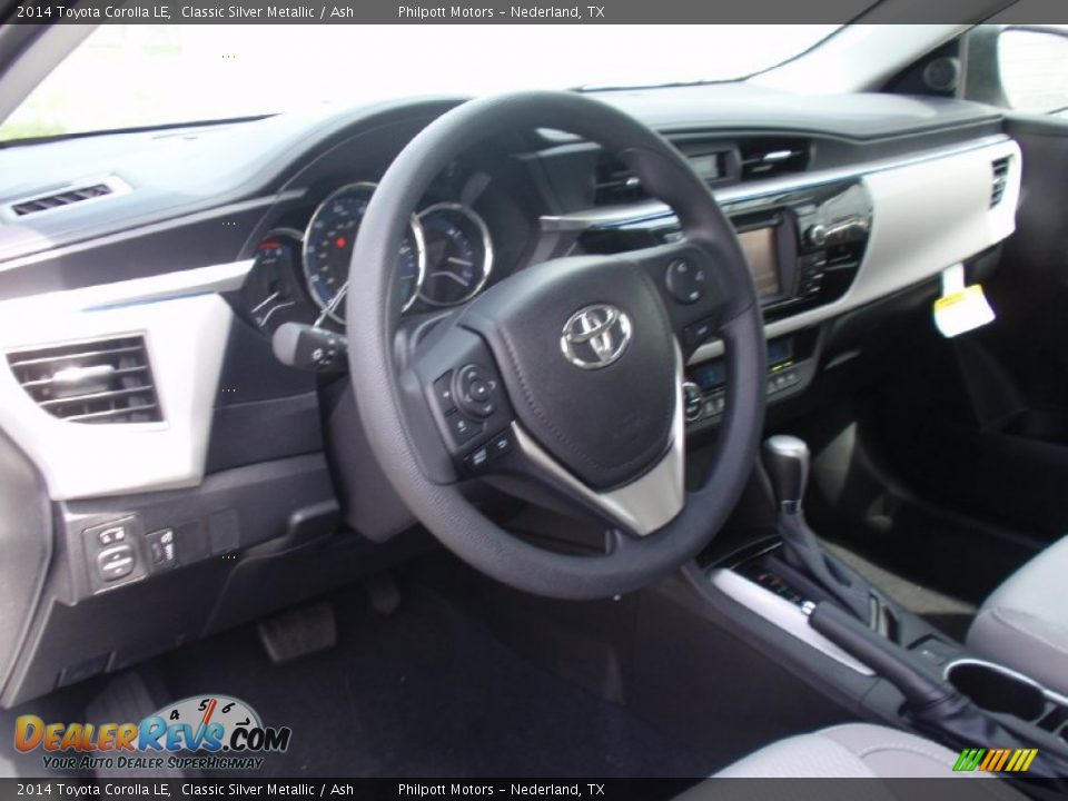 2014 Toyota Corolla LE Classic Silver Metallic / Ash Photo #25