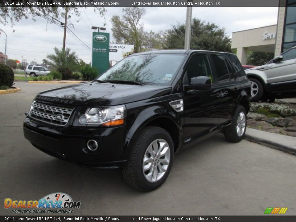Front 3/4 View of 2014 Land Rover LR2 HSE 4x4 Photo #5