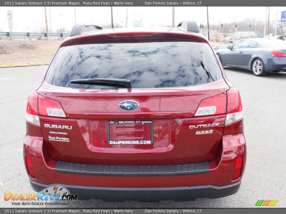 2011 Subaru Outback 2.5i Premium Wagon Ruby Red Pearl / Warm Ivory Photo #7