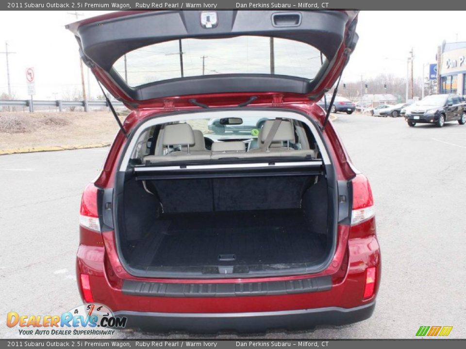 2011 Subaru Outback 2.5i Premium Wagon Ruby Red Pearl / Warm Ivory Photo #8