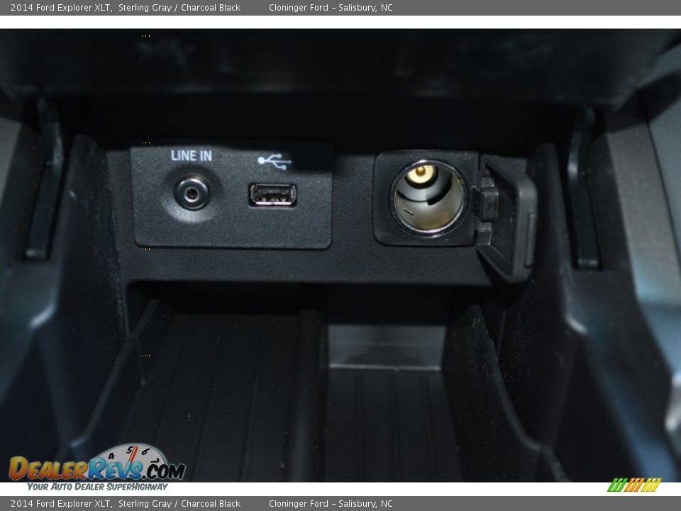 2014 Ford Explorer XLT Sterling Gray / Charcoal Black Photo #16
