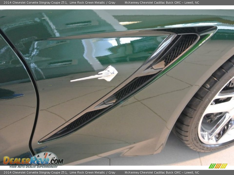 2014 Chevrolet Corvette Stingray Coupe Z51 Logo Photo #7