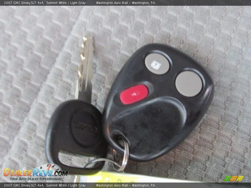 2007 GMC Envoy SLT 4x4 Summit White / Light Gray Photo #18