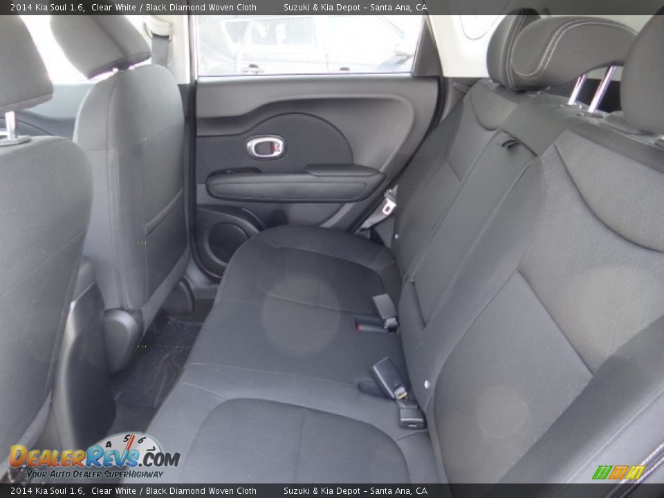 2014 Kia Soul 1.6 Clear White / Black Diamond Woven Cloth Photo #9