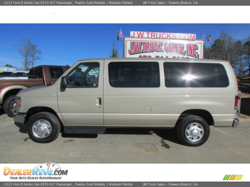 2013 Ford E Series Van E350 XLT Passenger Pueblo Gold Metallic / Medium Pebble Photo #4