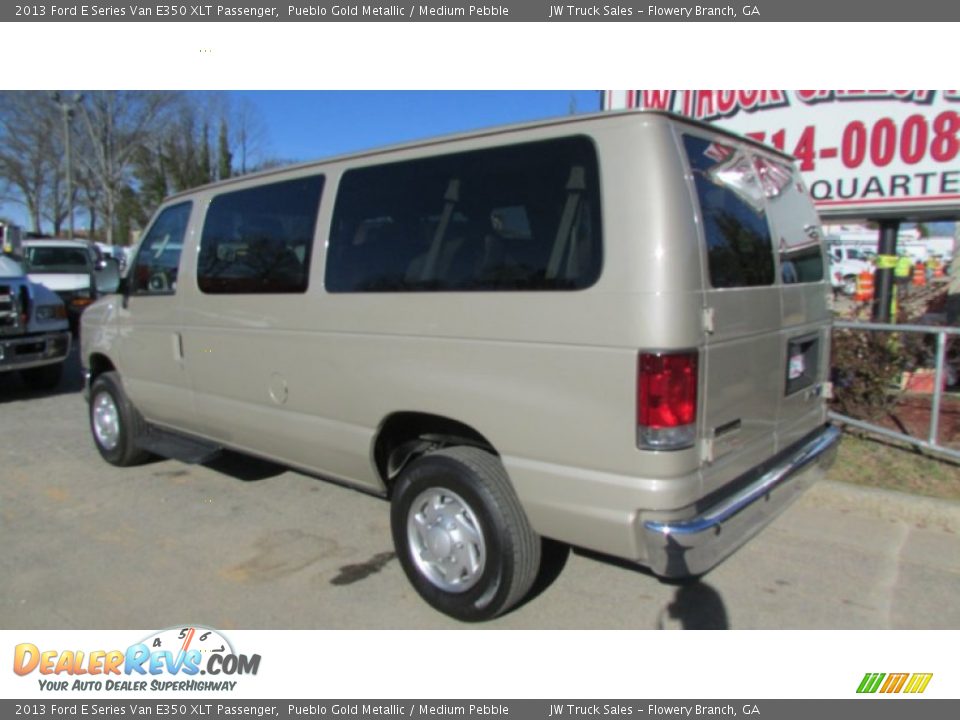 2013 Ford E Series Van E350 XLT Passenger Pueblo Gold Metallic / Medium Pebble Photo #5