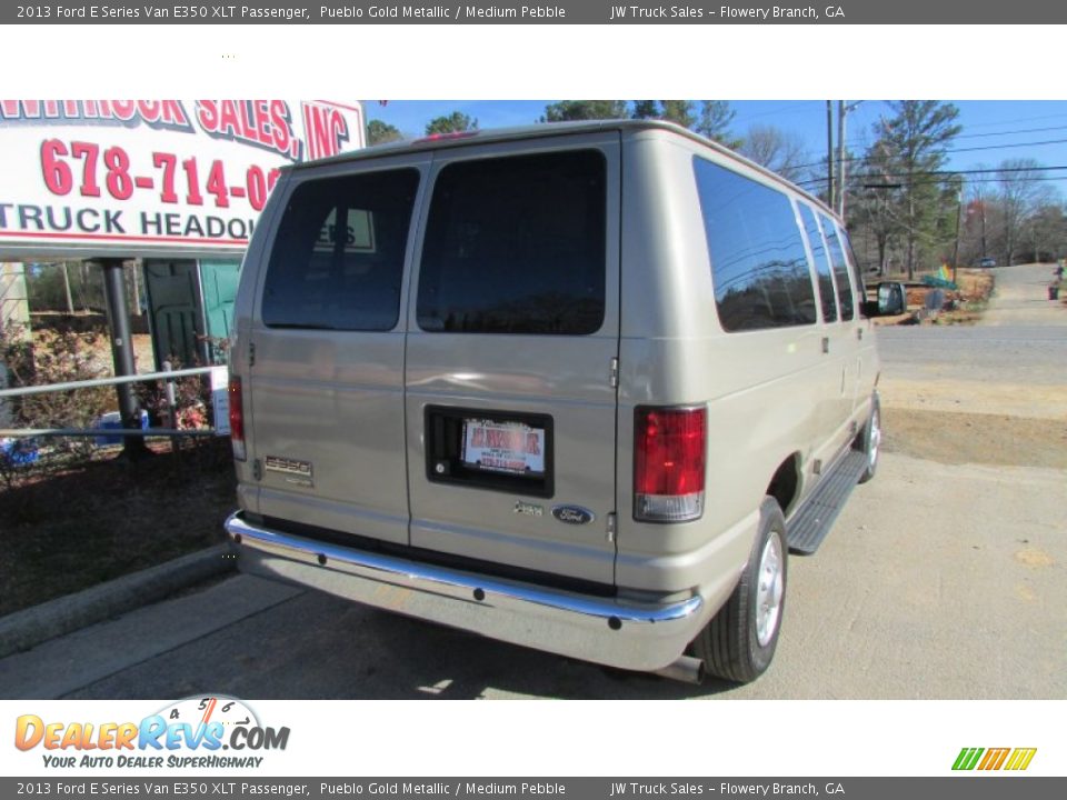 2013 Ford E Series Van E350 XLT Passenger Pueblo Gold Metallic / Medium Pebble Photo #8