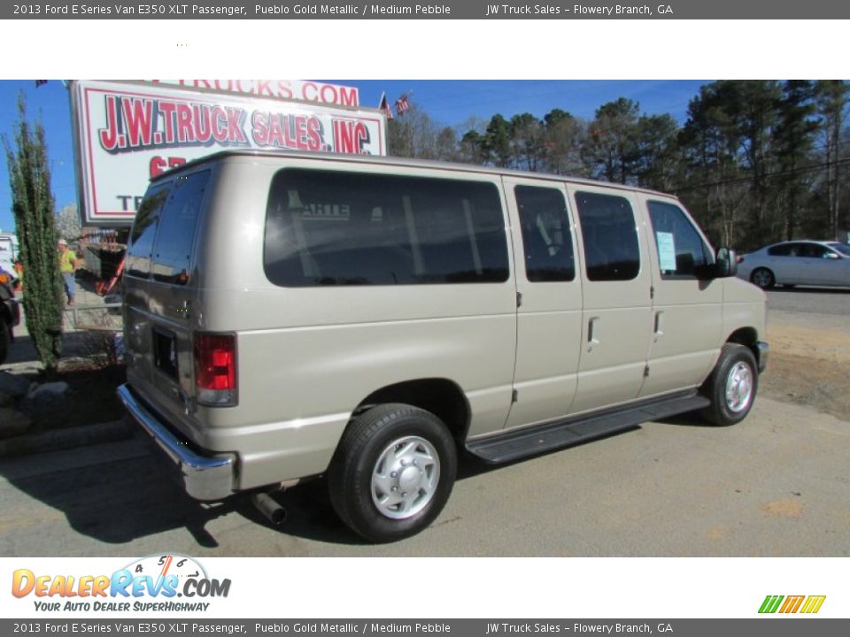 2013 Ford E Series Van E350 XLT Passenger Pueblo Gold Metallic / Medium Pebble Photo #9