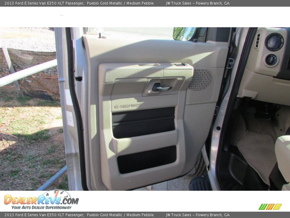 2013 Ford E Series Van E350 XLT Passenger Pueblo Gold Metallic / Medium Pebble Photo #14