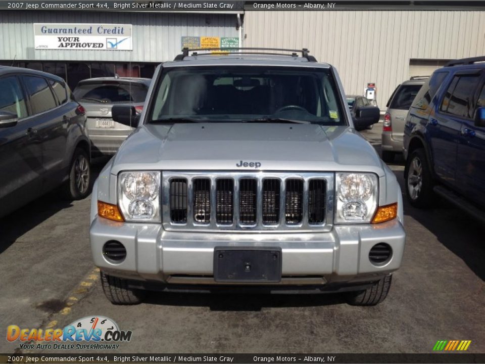 2007 Jeep Commander Sport 4x4 Bright Silver Metallic / Medium Slate Gray Photo #2
