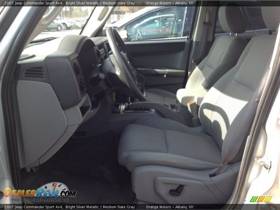 2007 Jeep Commander Sport 4x4 Bright Silver Metallic / Medium Slate Gray Photo #7