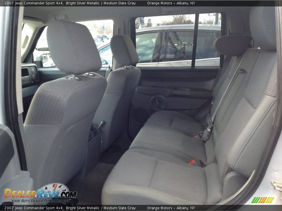 2007 Jeep Commander Sport 4x4 Bright Silver Metallic / Medium Slate Gray Photo #13