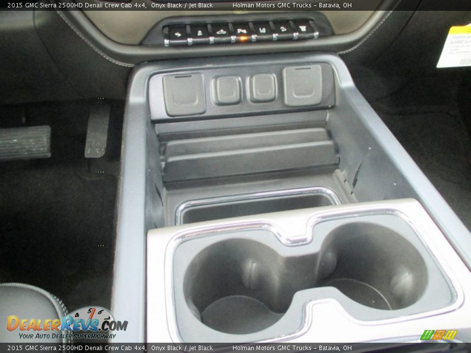 2015 GMC Sierra 2500HD Denali Crew Cab 4x4 Onyx Black / Jet Black Photo #19