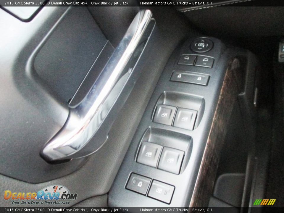 2015 GMC Sierra 2500HD Denali Crew Cab 4x4 Onyx Black / Jet Black Photo #25