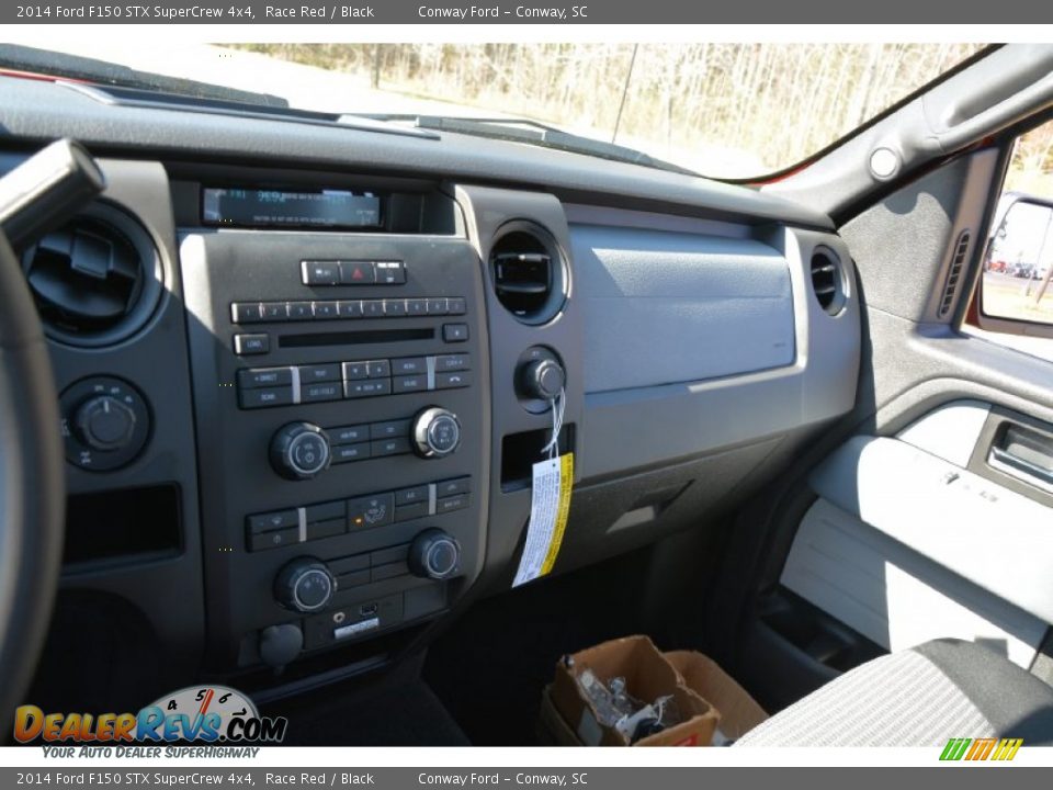 2014 Ford F150 STX SuperCrew 4x4 Race Red / Black Photo #28