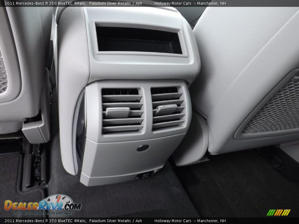 2011 Mercedes-Benz R 350 BlueTEC 4Matic Paladium Silver Metallic / Ash Photo #8