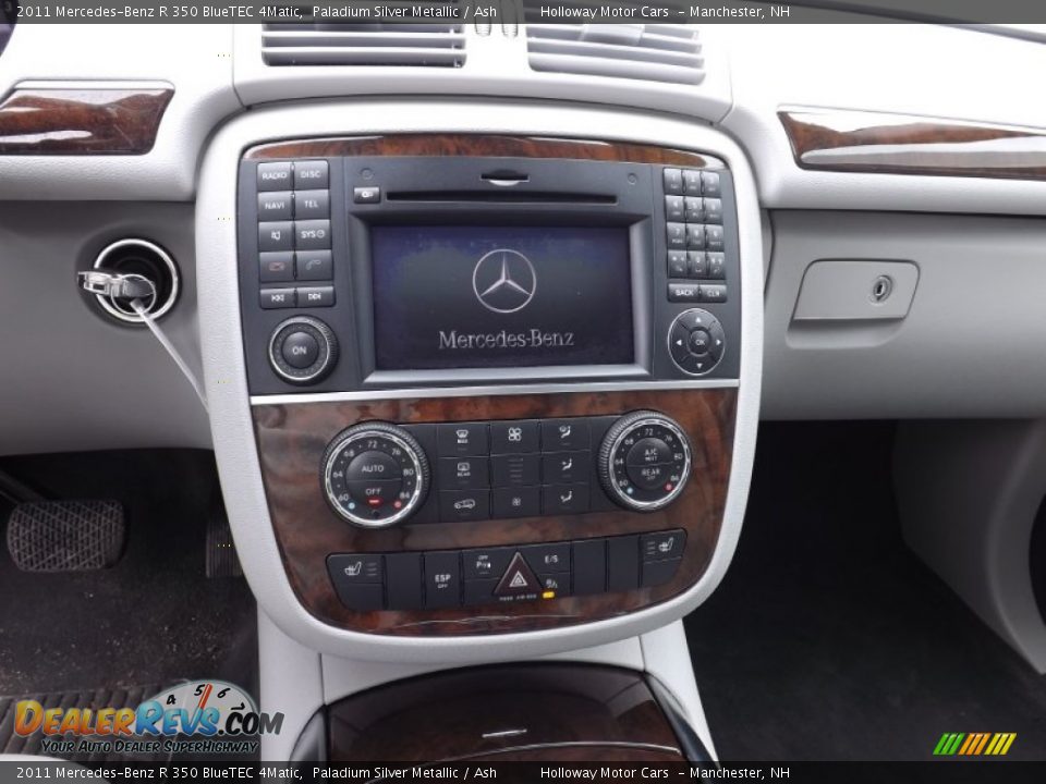 2011 Mercedes-Benz R 350 BlueTEC 4Matic Paladium Silver Metallic / Ash Photo #12