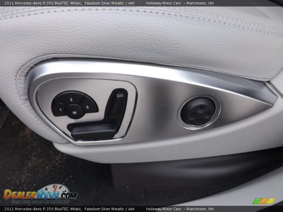 2011 Mercedes-Benz R 350 BlueTEC 4Matic Paladium Silver Metallic / Ash Photo #18