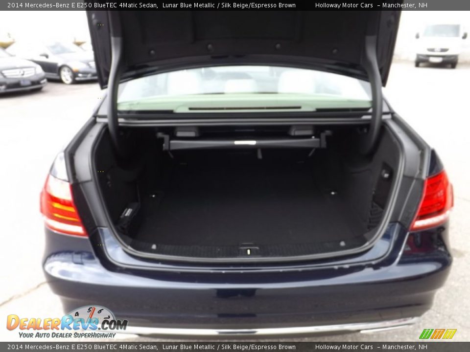 2014 Mercedes-Benz E E250 BlueTEC 4Matic Sedan Trunk Photo #6