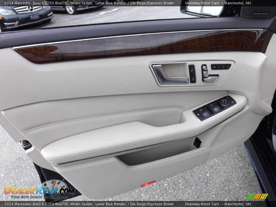 Door Panel of 2014 Mercedes-Benz E E250 BlueTEC 4Matic Sedan Photo #17