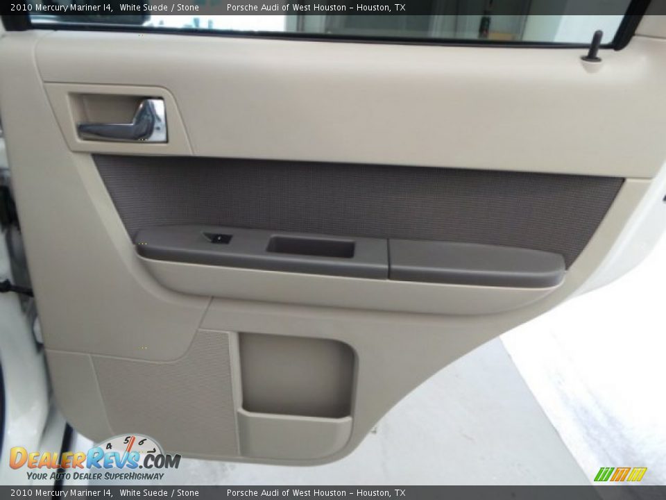 2010 Mercury Mariner I4 White Suede / Stone Photo #34