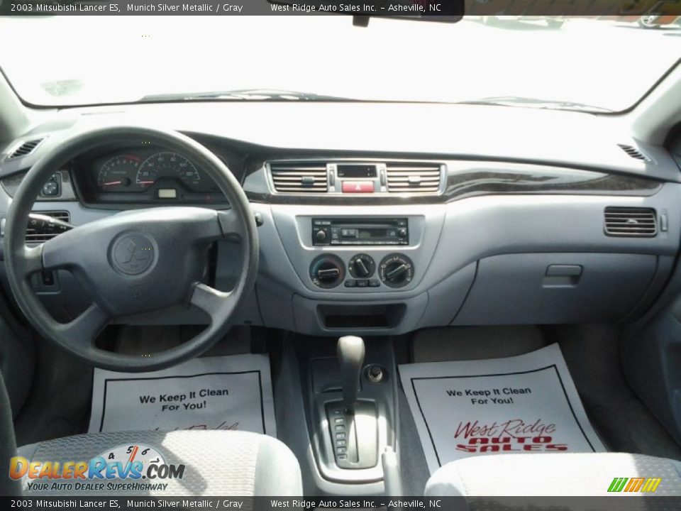 2003 Mitsubishi Lancer ES Munich Silver Metallic / Gray Photo #16