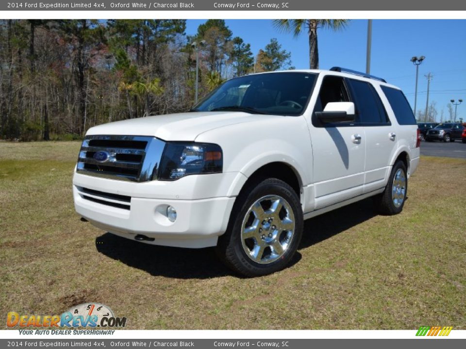 Front 3/4 View of 2014 Ford Expedition Limited 4x4 Photo #1