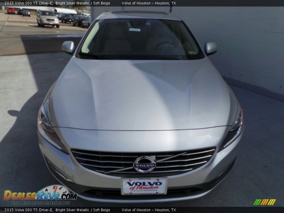 2015 Volvo S60 T5 Drive-E Bright Silver Metallic / Soft Beige Photo #2