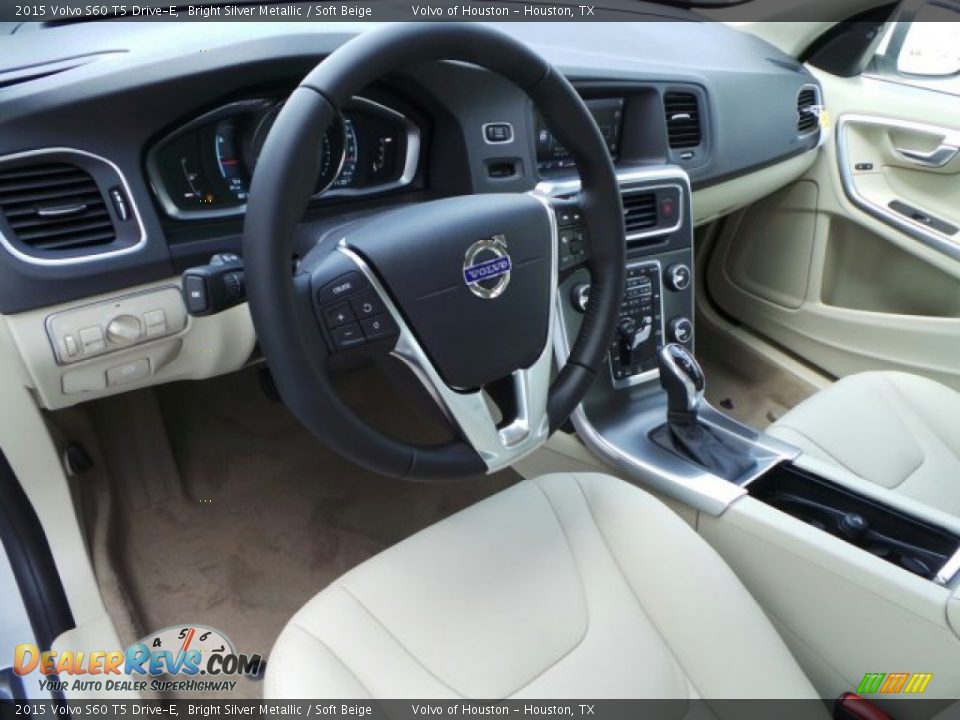 2015 Volvo S60 T5 Drive-E Bright Silver Metallic / Soft Beige Photo #9